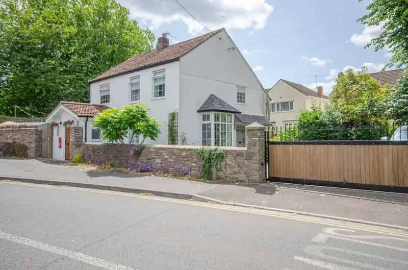 3 Bedroom Detached Cottage For Sale Mangotsfield