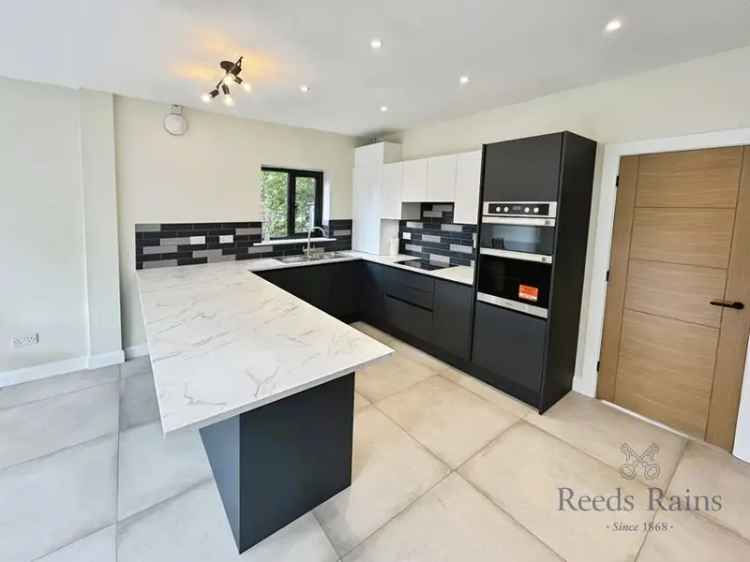 3 Bedroom Semi Detached House for Rent Hale Barns