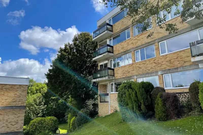 2 Bedroom Apartment to Rent