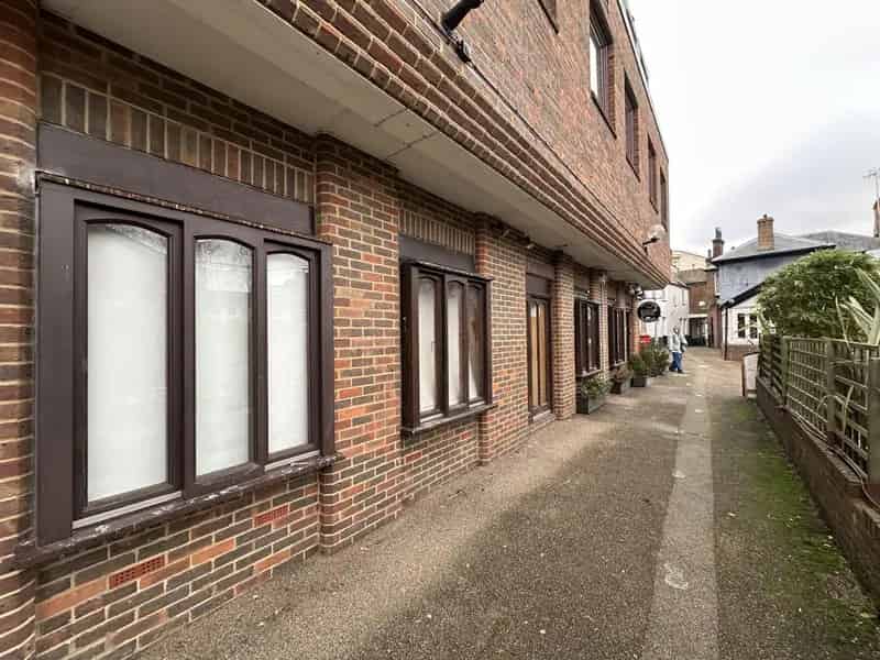 Kingston Thames Office Unit Near Town Centre
