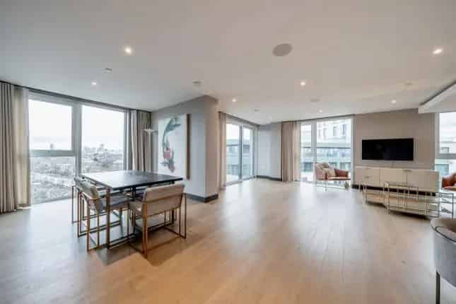 3 Double Bedroom Apartment Hammersmith Panoramic Views Gym Parking