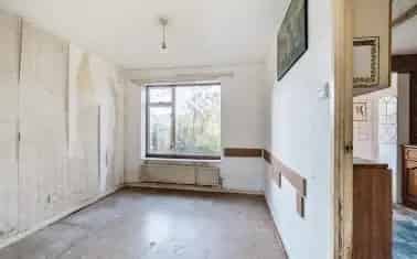 Semi-Detached House Rockwell Green Wellington 3 Bed Needs Modernisation