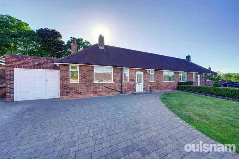 3 bedroom bungalow for sale