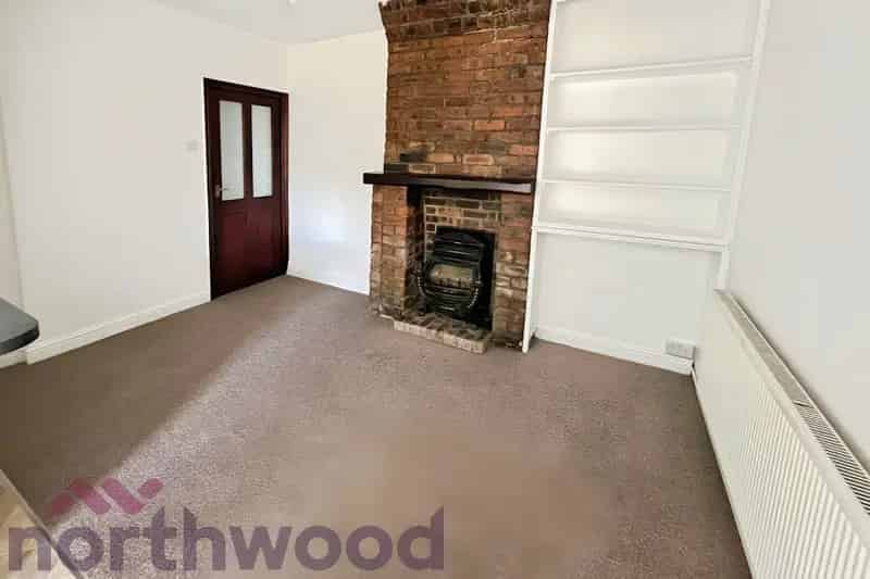 Four Bedroom Terraced House Newton le Willows