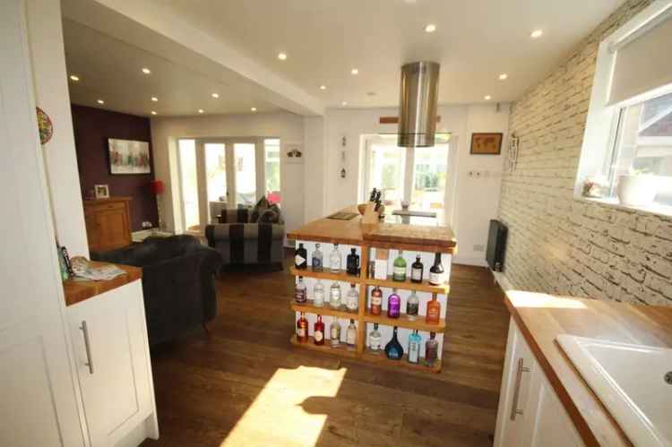 4 Bedroom Semi Detached House Acklam Middlesbrough