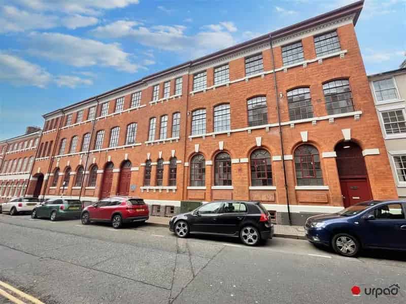 2 Bedroom Furnished Apartment Jewellery Quarter Birmingham