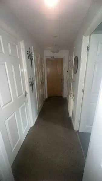 Flat For Rent in Metropolitan Borough of Solihull, England