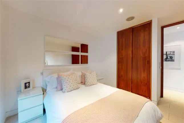 Flat to rent in Latitude House, Oval Road, Camden, London NW1