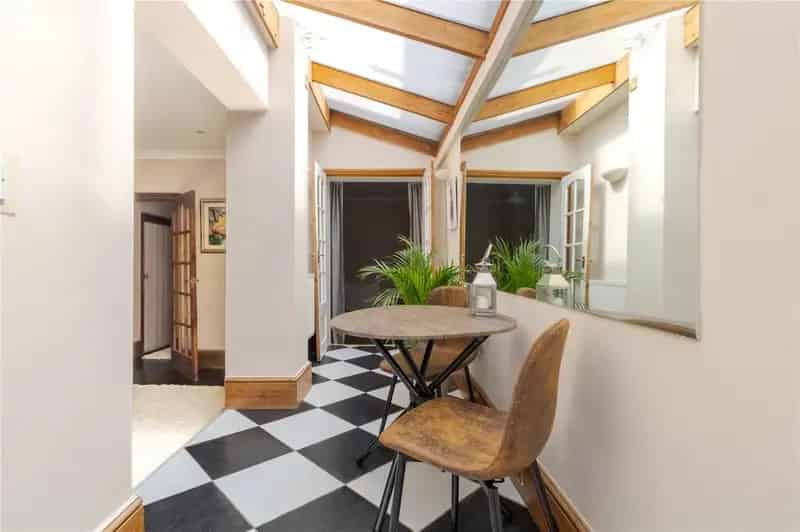 2 Bedroom Apartment for Sale in Southville