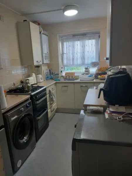 2 Bed Flat near Wembley Park Station