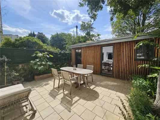 Clifton Home Architect Designed Landscaped Garden Annex Home Office