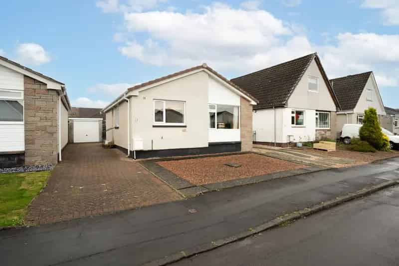 3-Bedroom Detached Bungalow Causewayhead Stirling