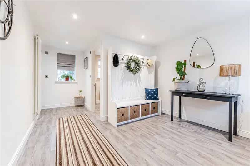 Extended 3 Bed Detached House Rothwell Ready to Move Into