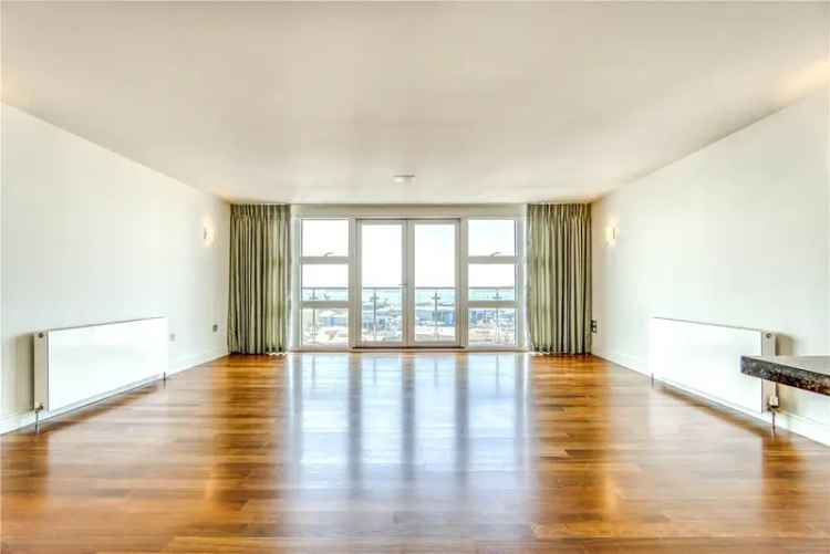 2 Bedroom Duplex Penthouse Poole Harbour Views
