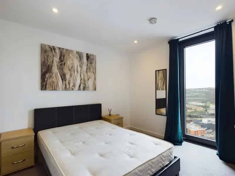 1 Bedroom Apartment City Lofts Luxury Apartment