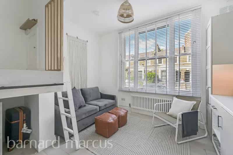 Flat For Rent , London, England