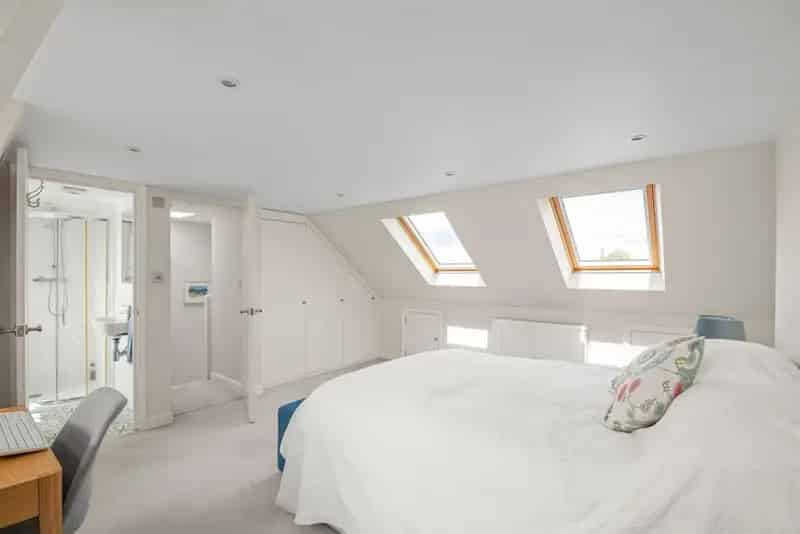 Fabulous House in Magdalen Estate near Earlsfield