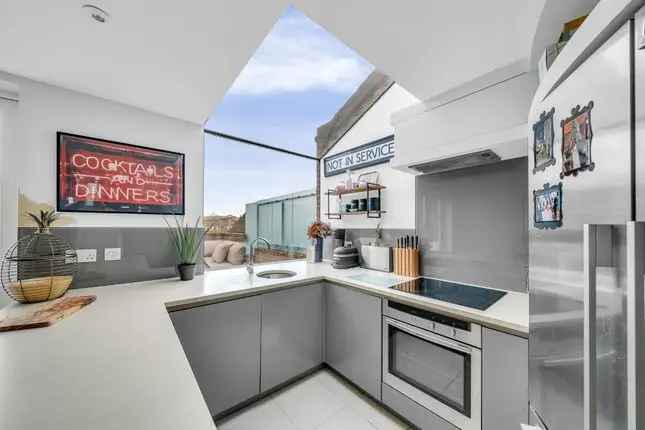 Flat for sale in Kings Road, Chelsea, London SW3, United Kingdom