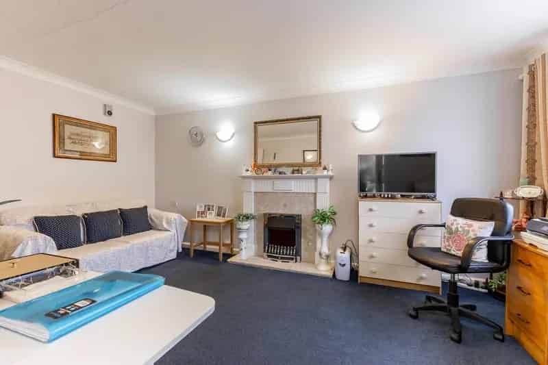 One Bedroom Retirement Flat in Marchmont Edinburgh