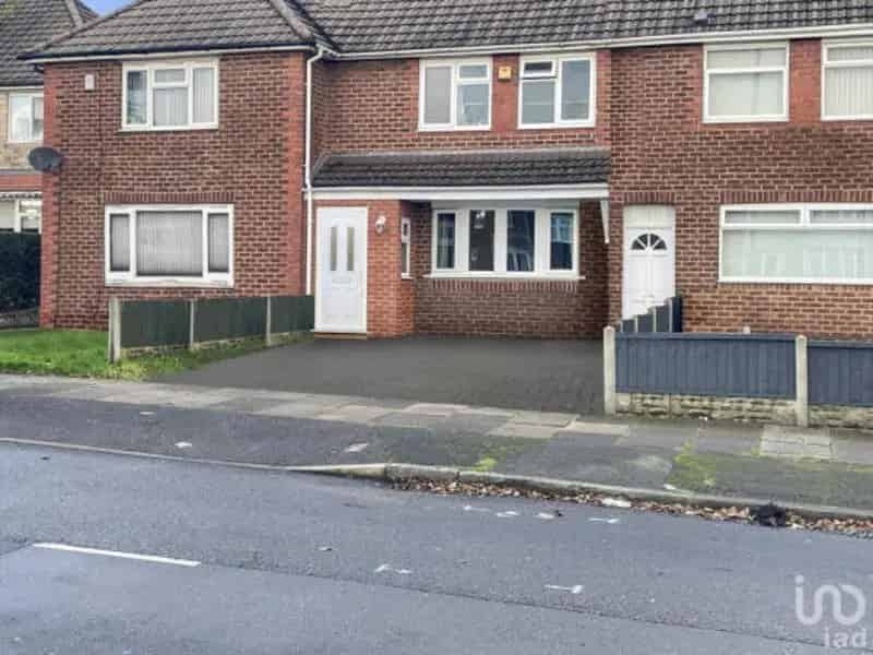 3 Bedroom House for Sale Kings Road No Upward Chain