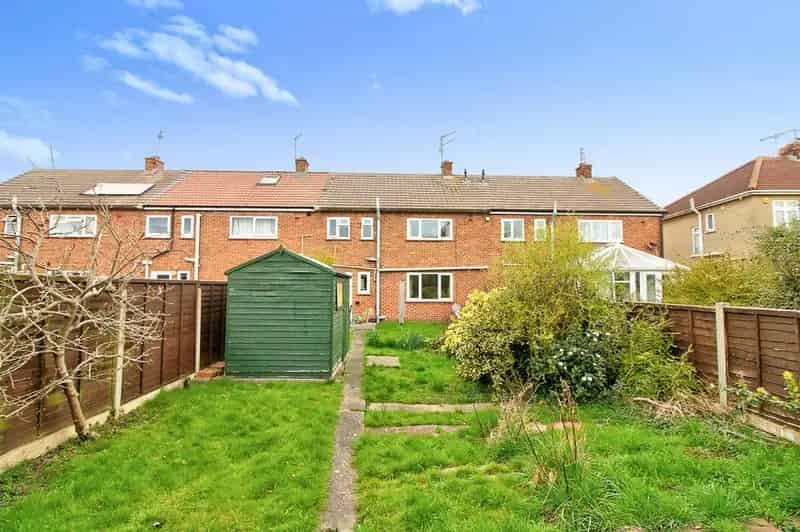 4 Bedroom Terraced House for Sale