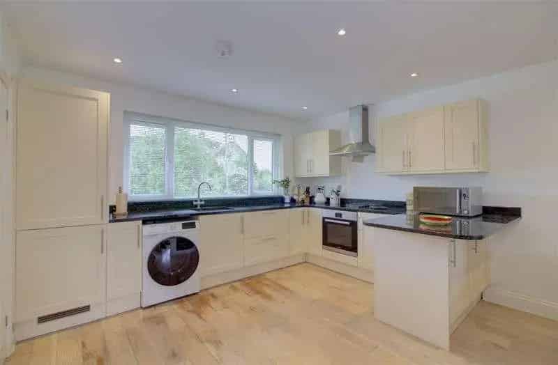 3 Bed Extended Detached Bungalow For Sale
