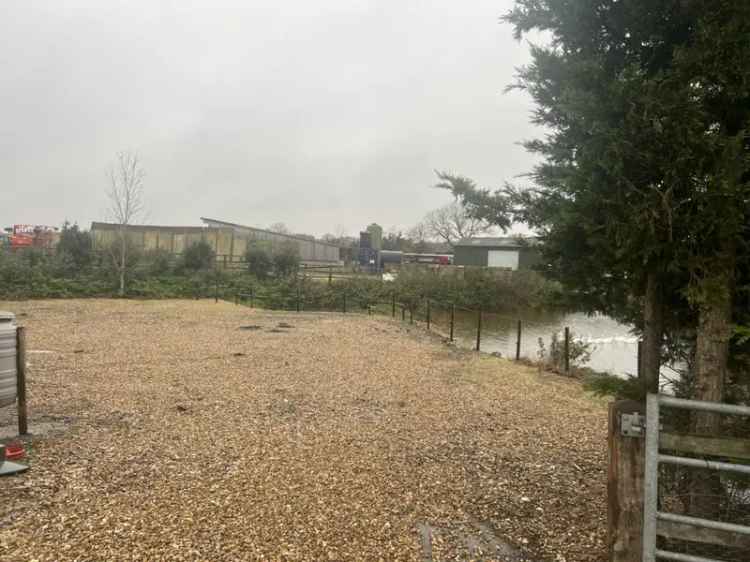4300 sq ft Secure Rural Yard to Let near Tiptree