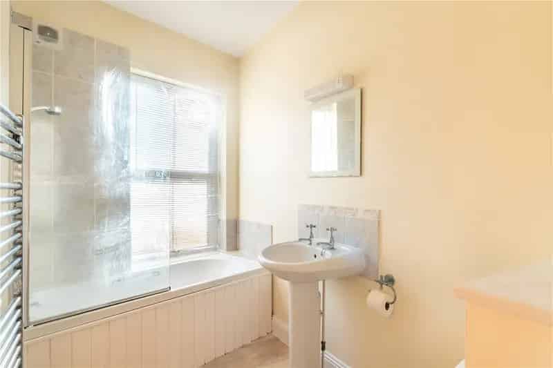 2 Bedroom House in Wimborne Town Centre