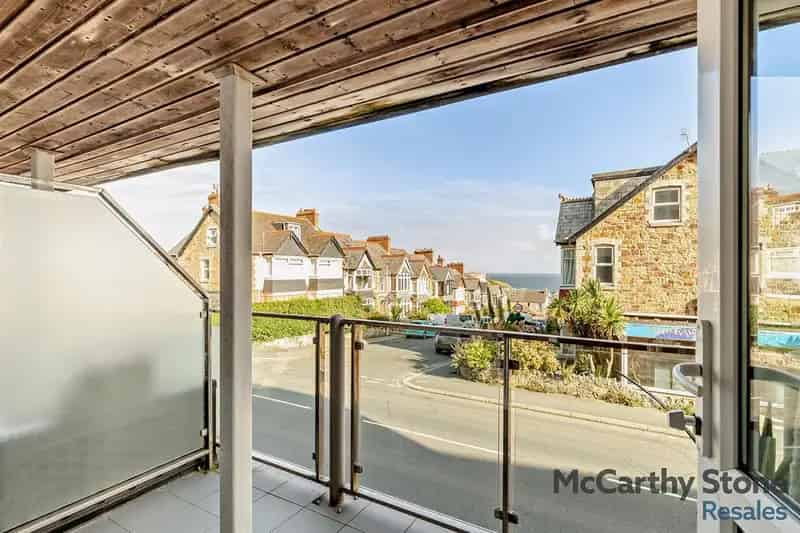 1 Bedroom Retirement Apartment for Sale Newquay Sea Views