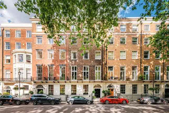 Four Bedroom Apartment Montagu Square London