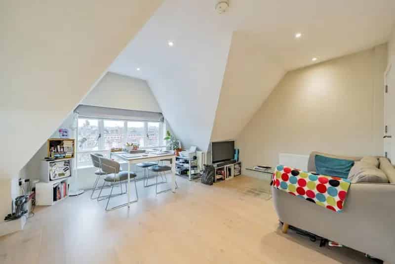 Luxury London Penthouse Apartment with Stunning Views