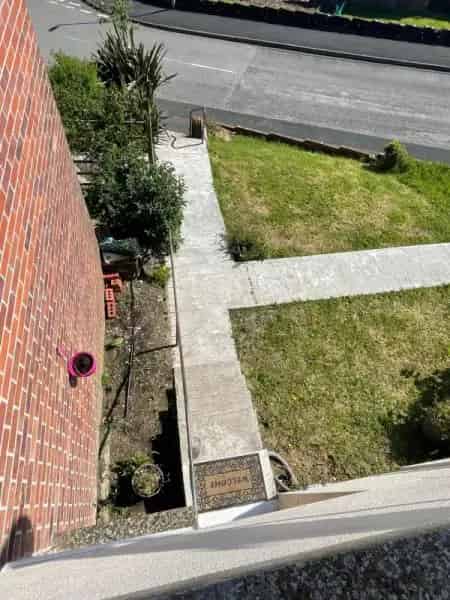 2 Bed House Front Back Garden Pets Welcome