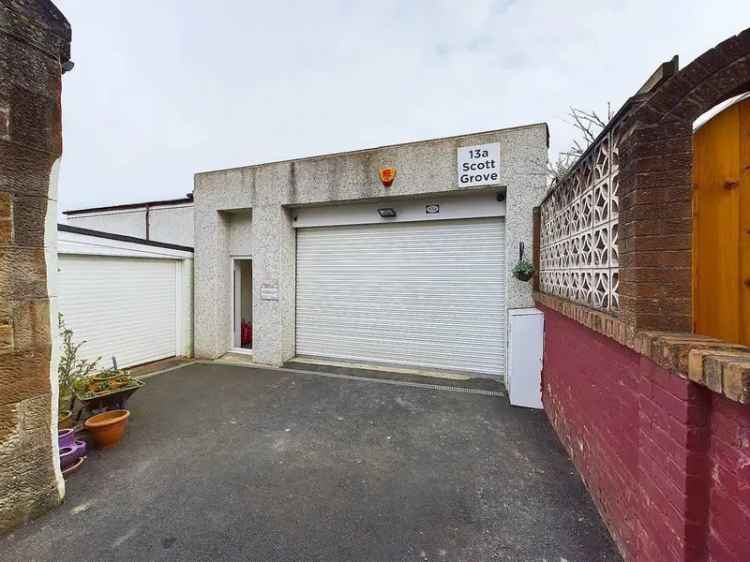 Hybrid Office and Workshop Space Near Hamilton