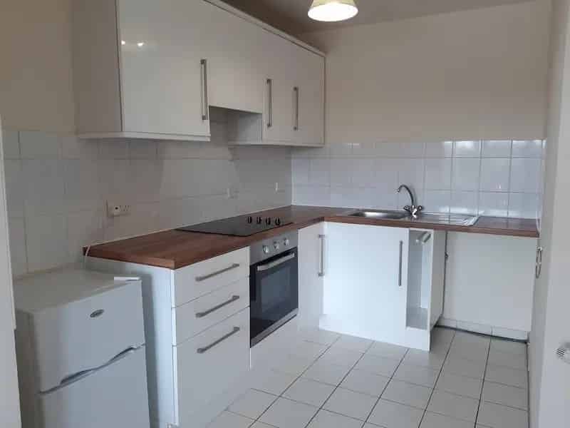 1 Bedroom Furnished Flat with Parking Early June