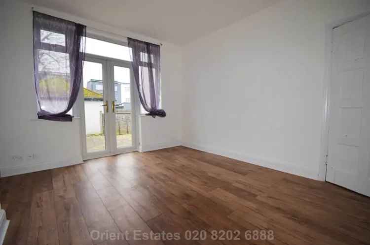 5 Bedroom Semi-Detached House to Rent