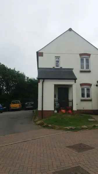 House For Rent in Saltash, England