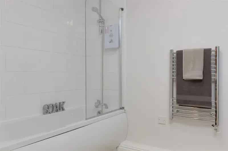 2 Bedroom Apartment House to Rent Manchester