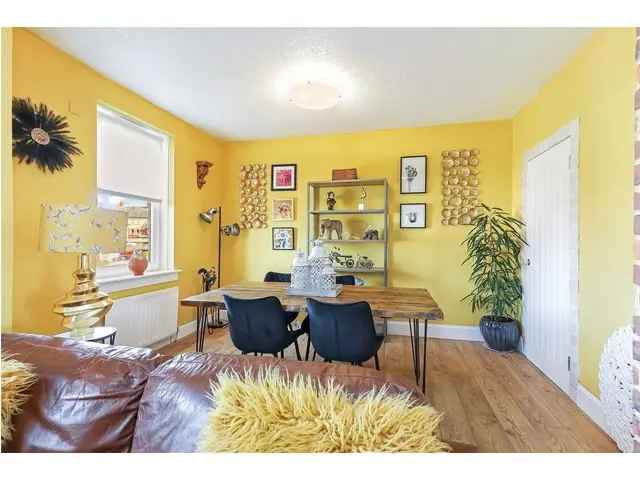 2 Bedroom Cottage Apartment for Sale in Blantyre