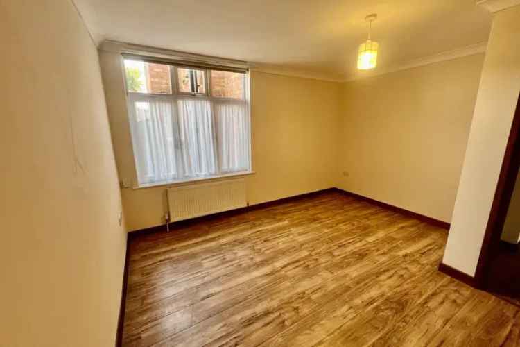 Beachfront 2-Bed Flat for Over 50s