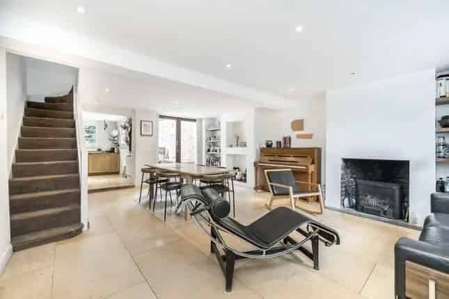 3 Bed Victorian Terrace House for Sale Malvern Road London E8