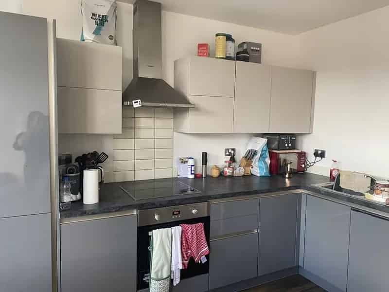 2 Bedroom Furnished Apartment near Basingstoke Town Centre