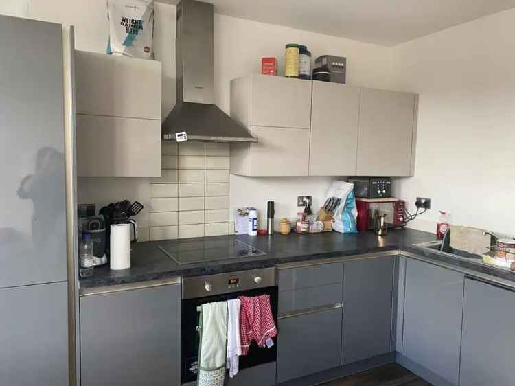 2 Bedroom Furnished Apartment near Basingstoke Town Centre