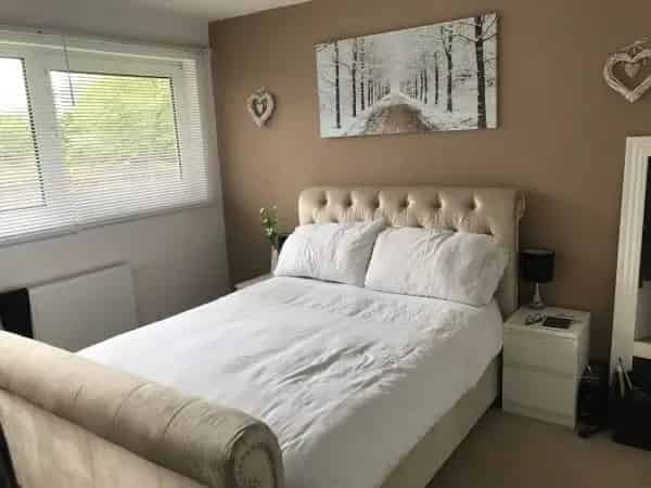2 Bedroom Ground Floor Maisonette with Private Parking and Communal Gardens