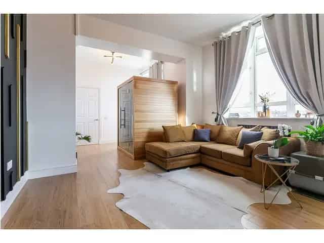 4 Bedroom Flat for Sale in Gorgie, Edinburgh