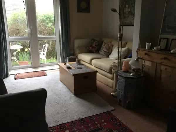 Spacious Ground Floor Flat Near River Dart
