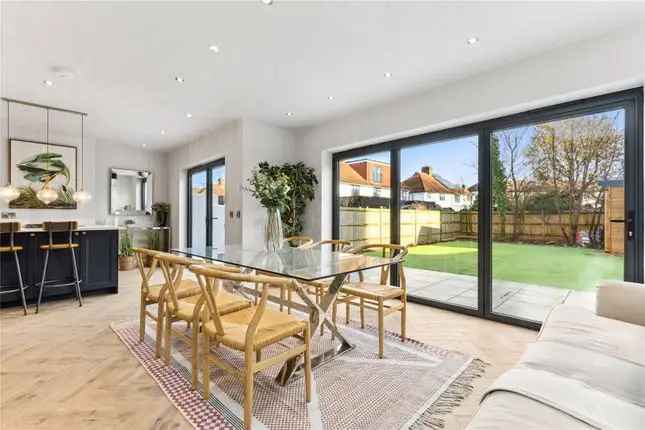 End terrace house for sale in Thornton Road, London SW12