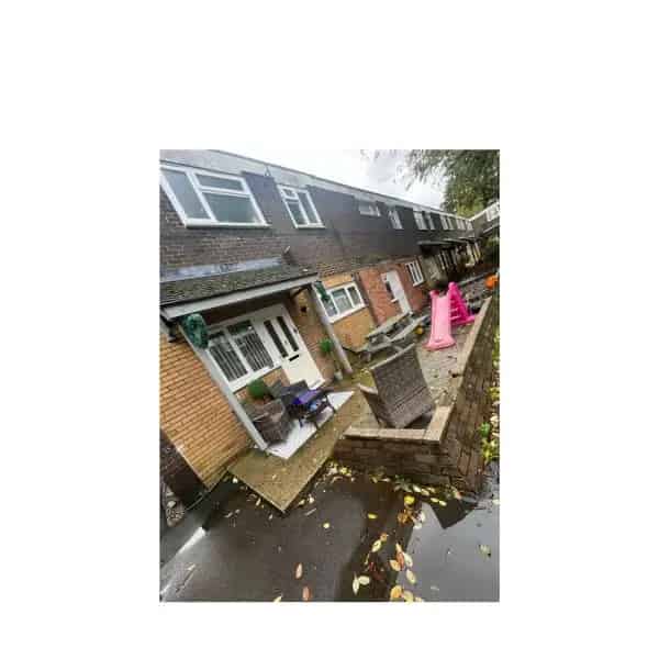 4 Bedroom House Near Schools and Transport
