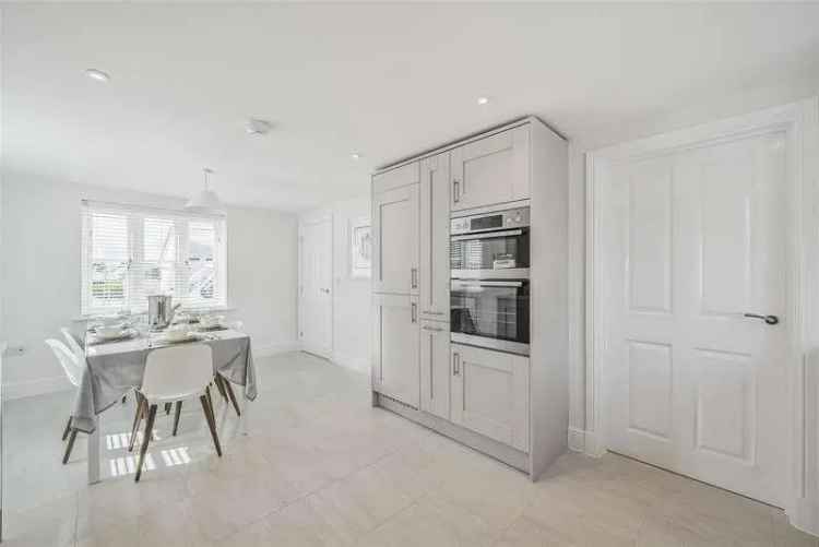 3 Bed Semi-Detached House for Sale in Cornwall