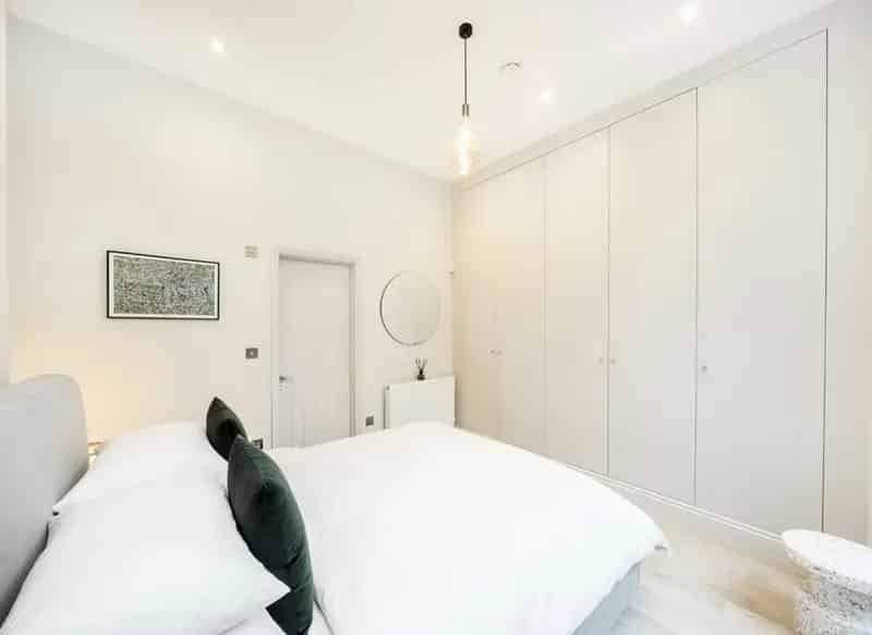 Ground Floor One Bedroom Flat with Private Patio