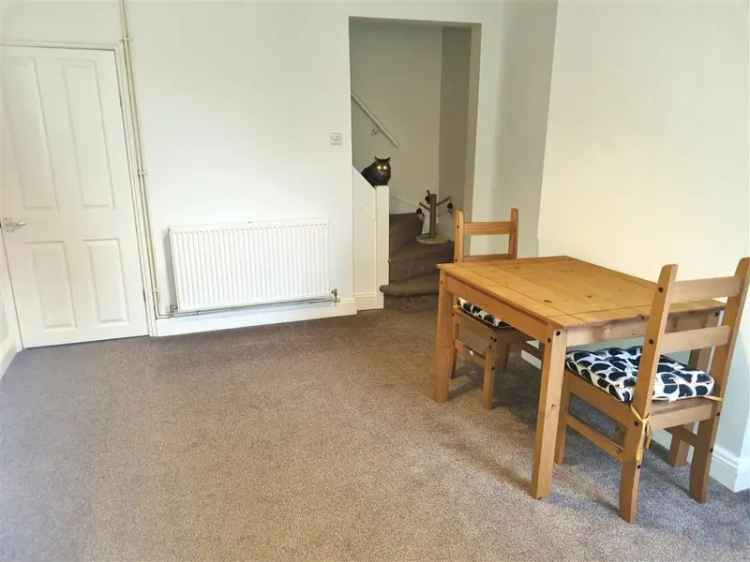 Terraced House in Long Sutton with Enclosed Garden